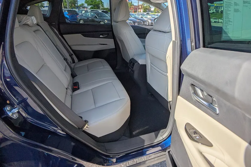 2025 Nissan Murano SV photo 1