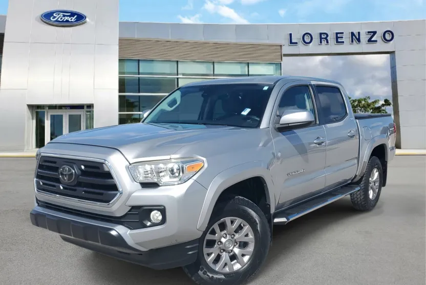 2018 Toyota Tacoma SR5 photo 1