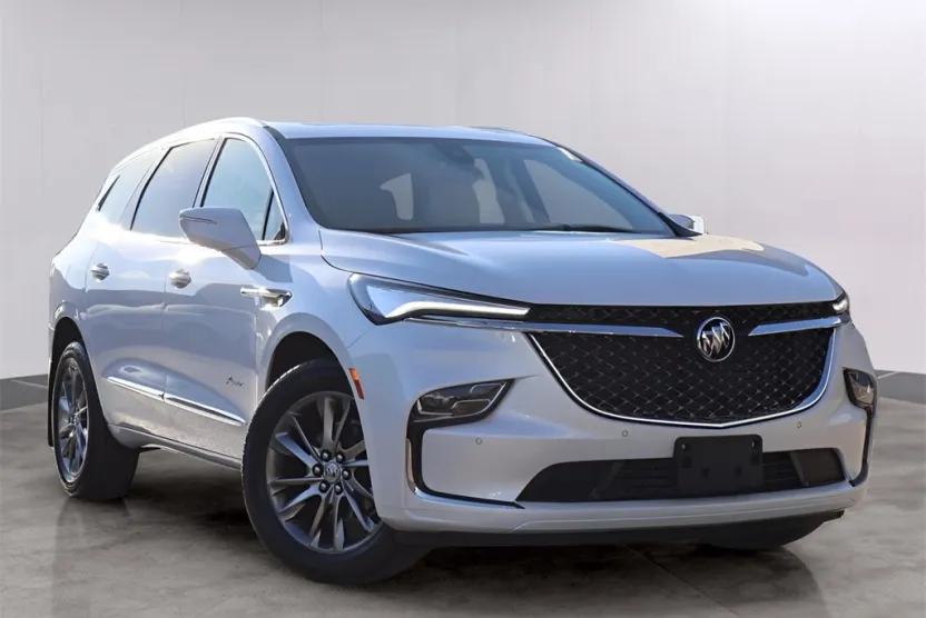 2023 Buick Enclave Avenir photo 1