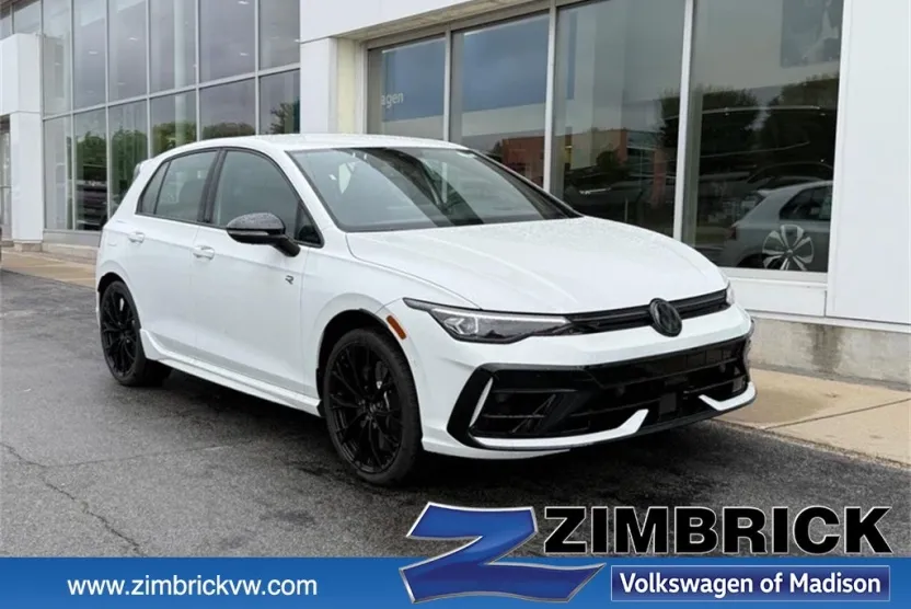 2025 Volkswagen Golf R photo 1