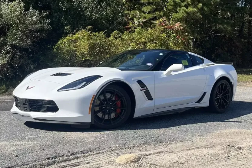 2019 Chevrolet Corvette Grand Sport 3LT photo 1