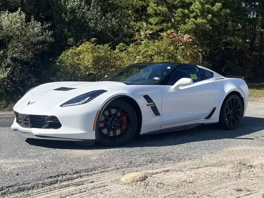 2019 Chevrolet Corvette Grand Sport 3LT photo 1