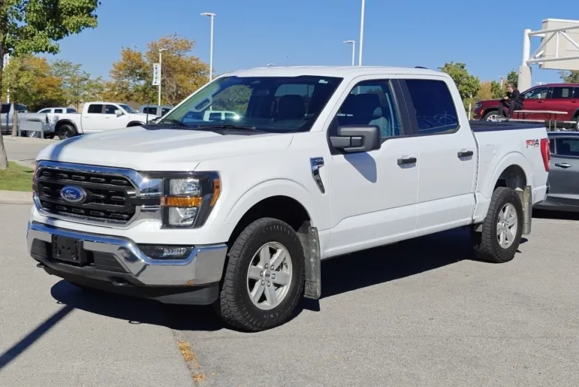 2023 Ford F-150 XLT photo 1