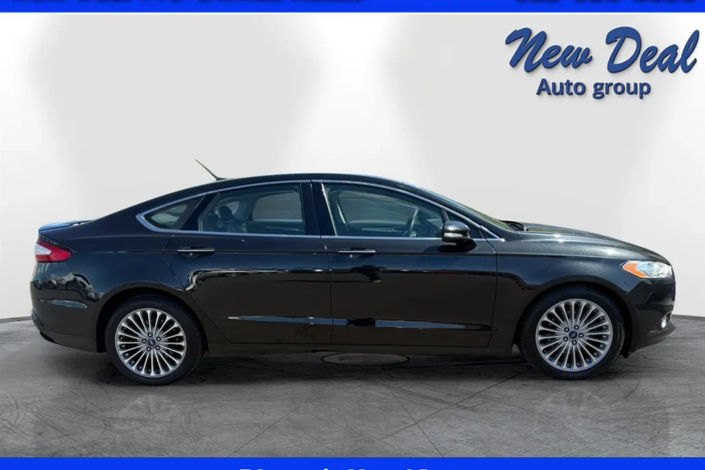 2014 Ford Fusion Titanium photo 1