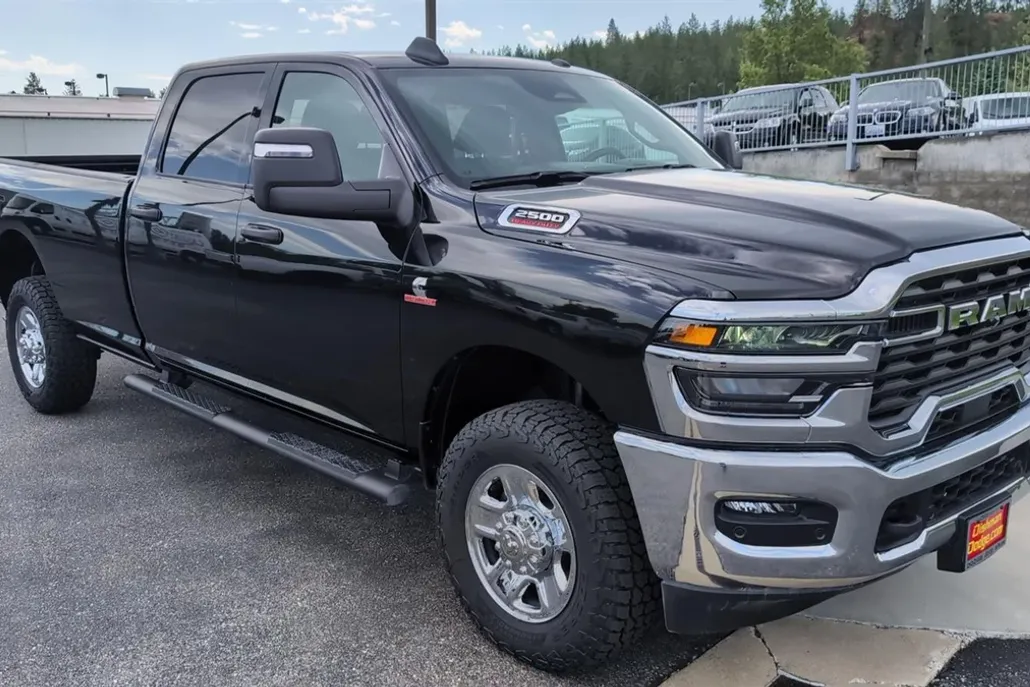 2025 Ram 2500 Tradesman photo 1