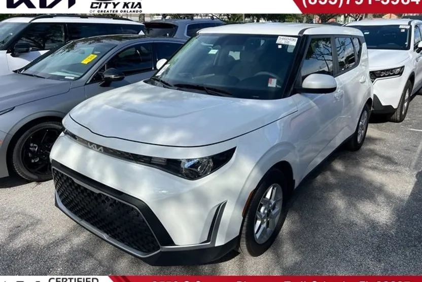 2025 Kia Soul LX photo 1