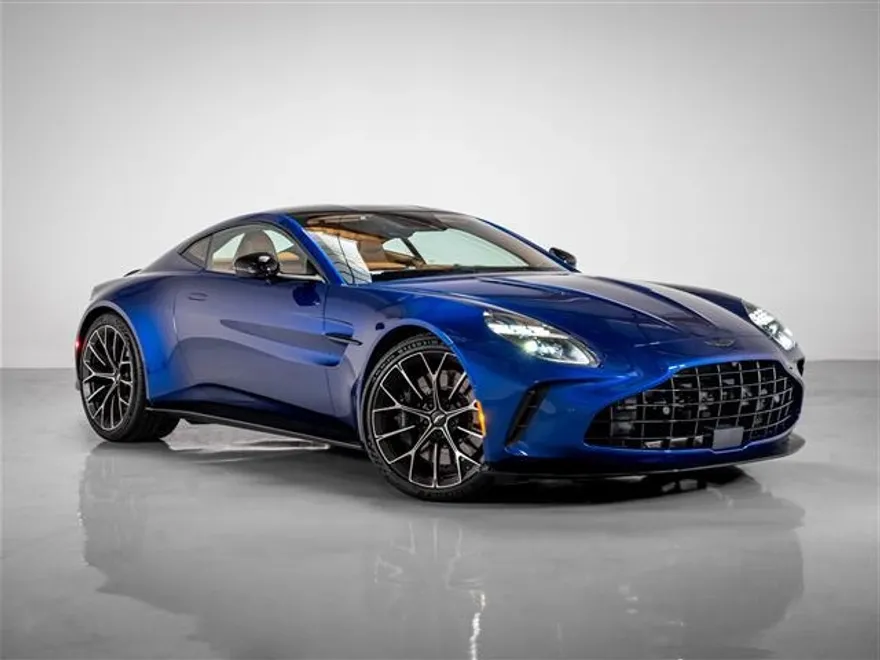 2025 Aston Martin Vantage photo 1