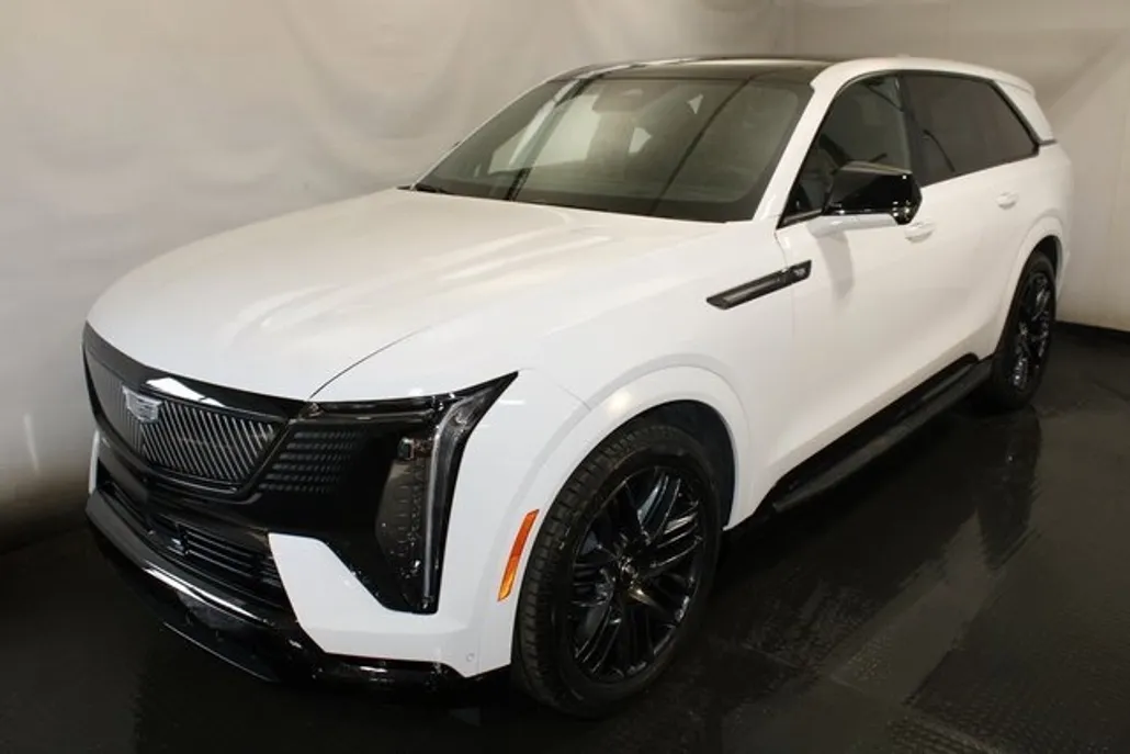 2025 Cadillac Escalade IQ Sport photo 1