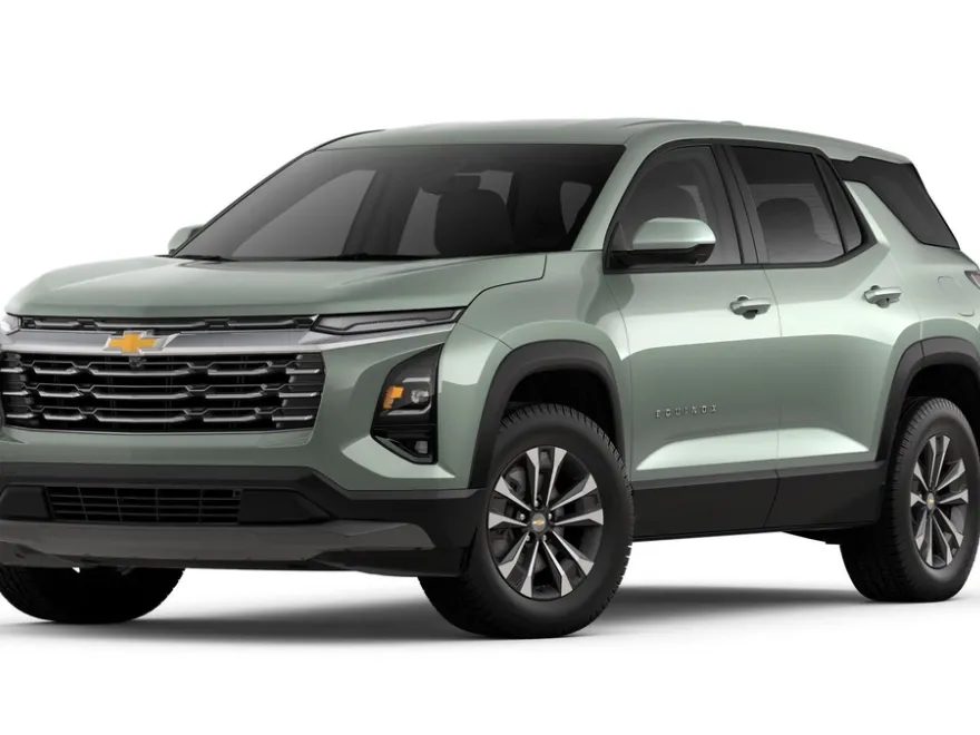 2025 Chevrolet Equinox LT photo 1