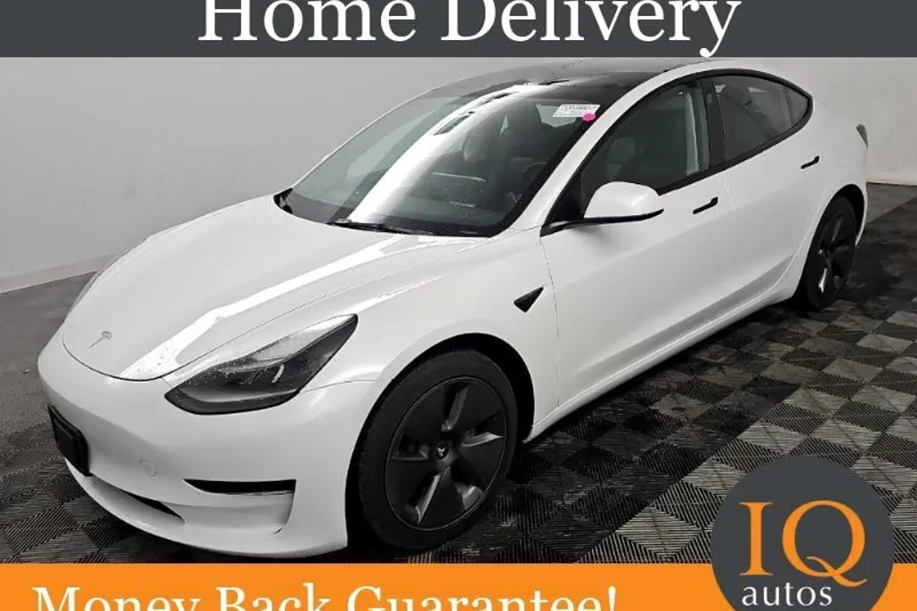 2023 Tesla Model 3 photo 1