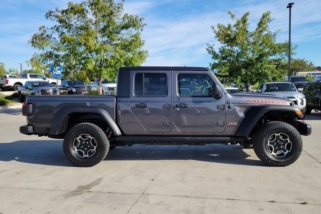 2023 Jeep Gladiator Mojave photo 1