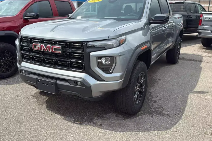 2024 Gmc Canyon Elevation photo 1