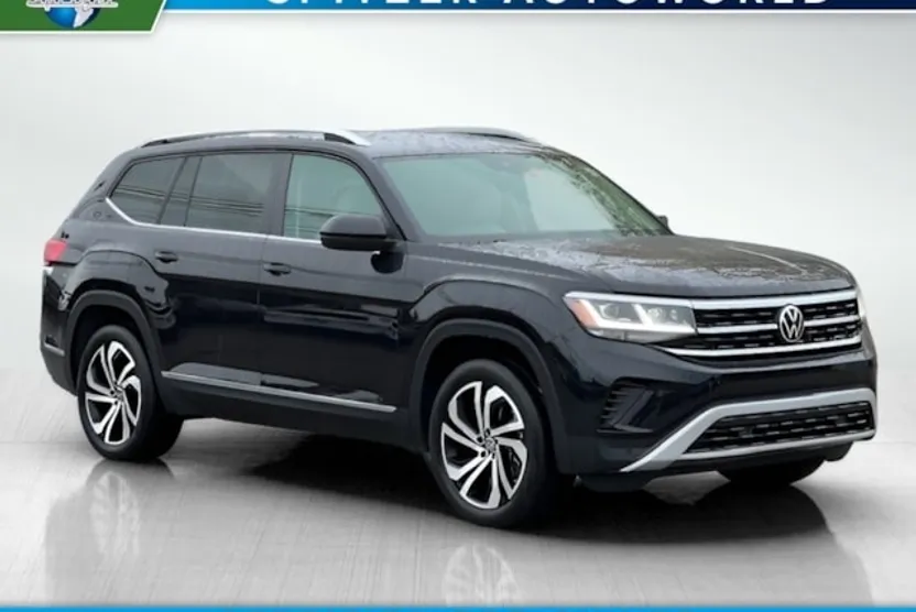 2023 Volkswagen Atlas SEL photo 1