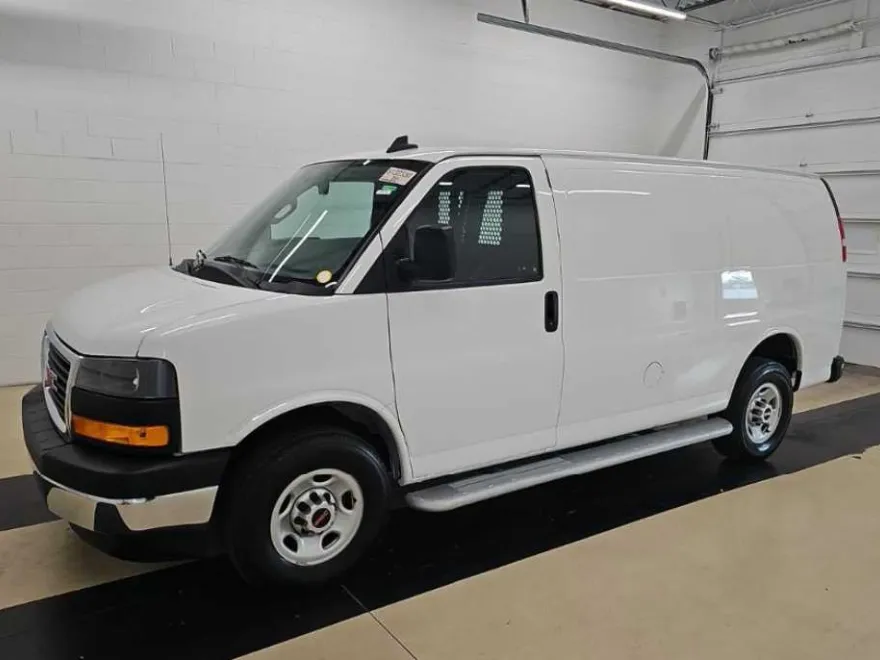 2023 Gmc Savana 2500 Cargo photo 1