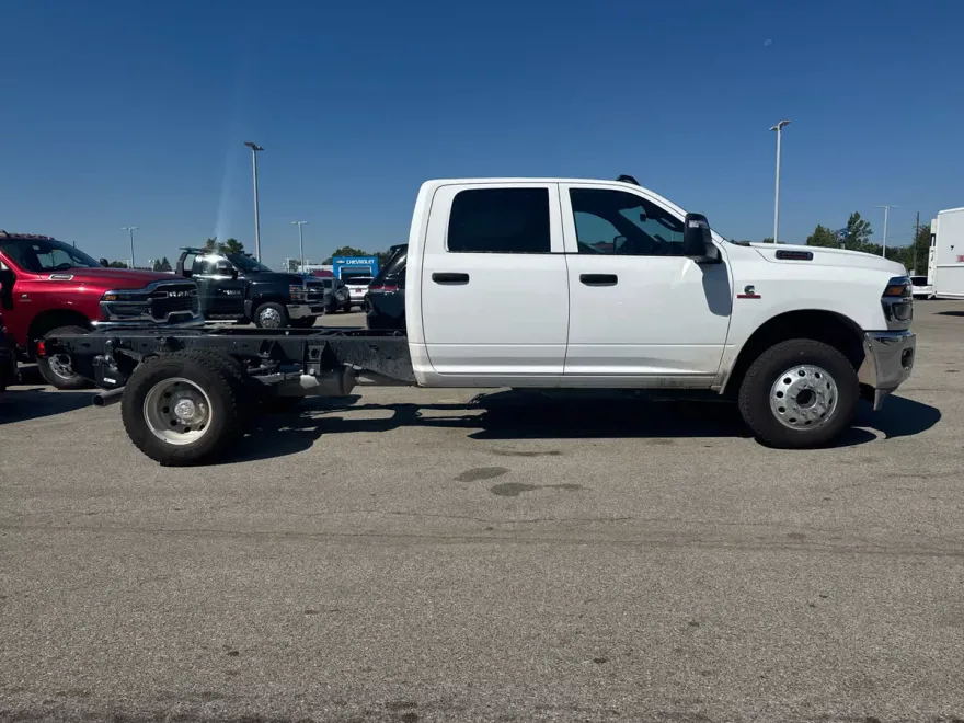 2026 Ram 3500 Tradesman photo 1
