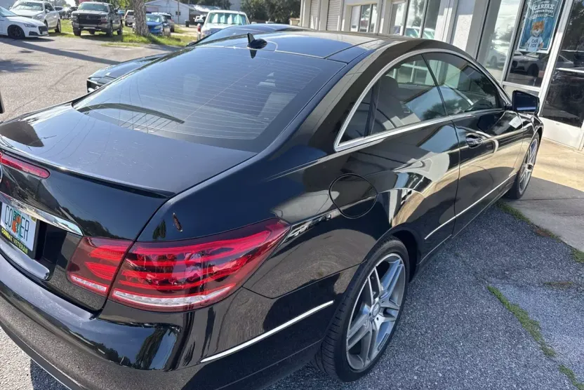 2014 Mercedes Benz E 350 Coupe photo 1