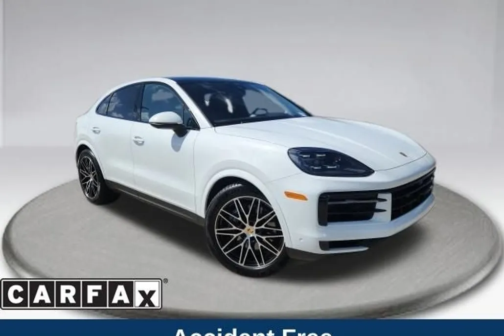 2024 Porsche Cayenne Coupe Base photo 1