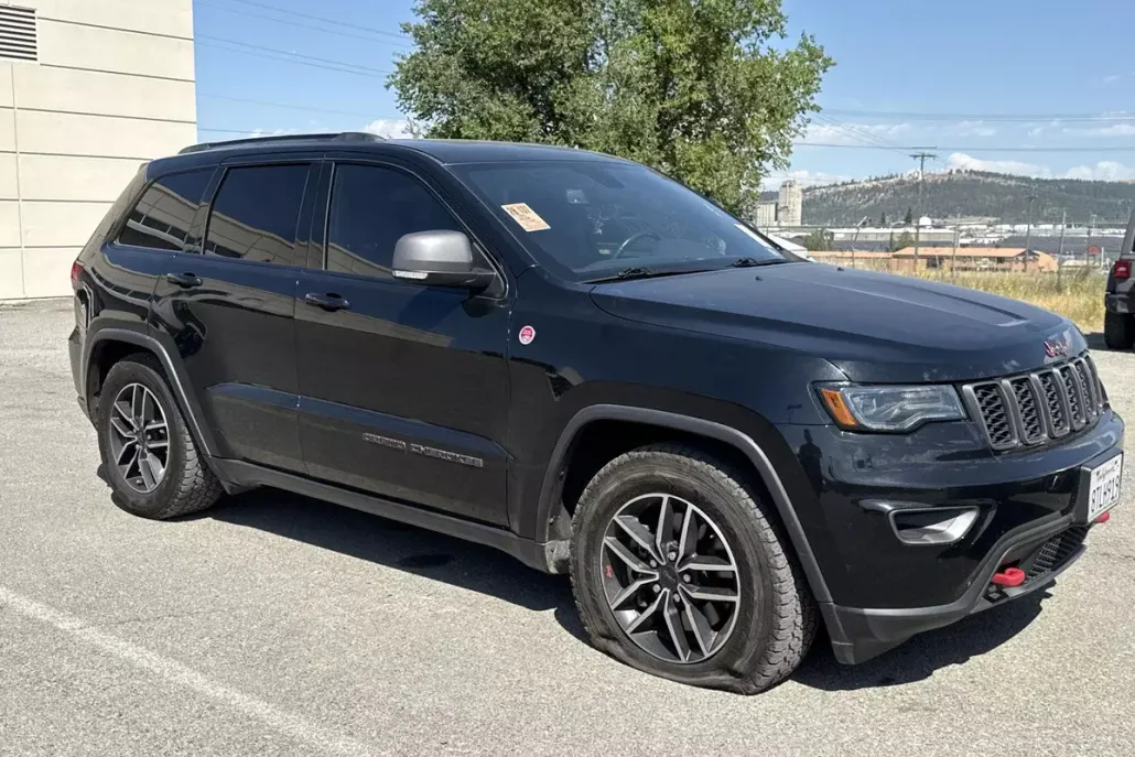 2021 Jeep Grand Cherokee Trailhawk photo 1