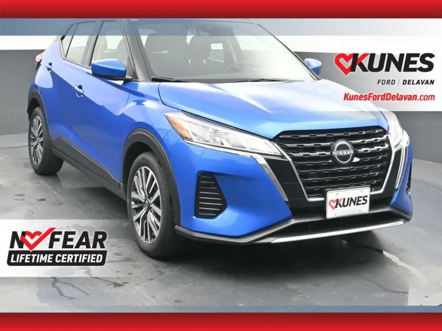 2024 Nissan Kicks SV photo 1