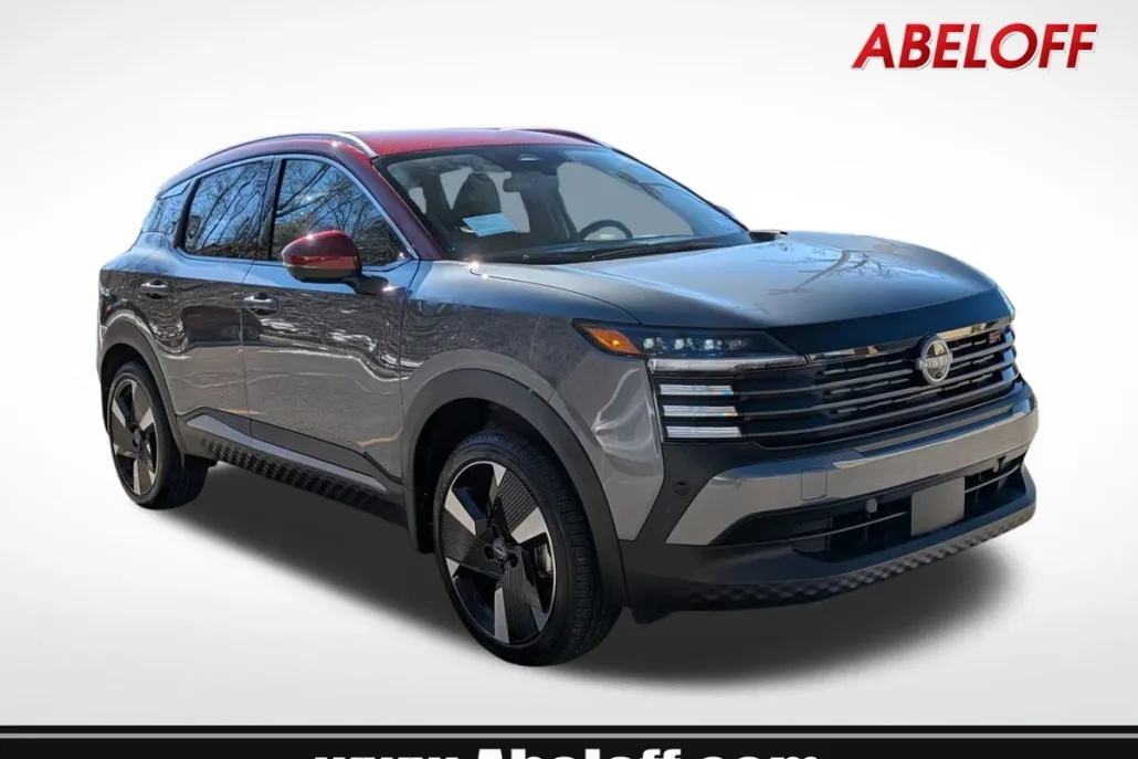2025 Nissan Kicks SR photo 1