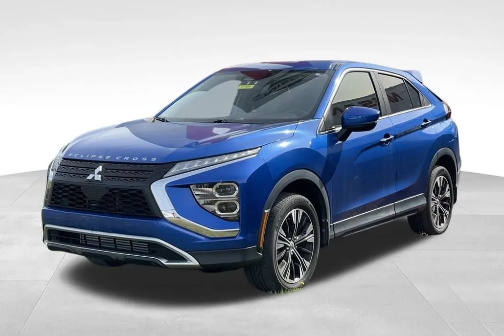 2022 Mitsubishi Eclipse Cross SEL photo 1