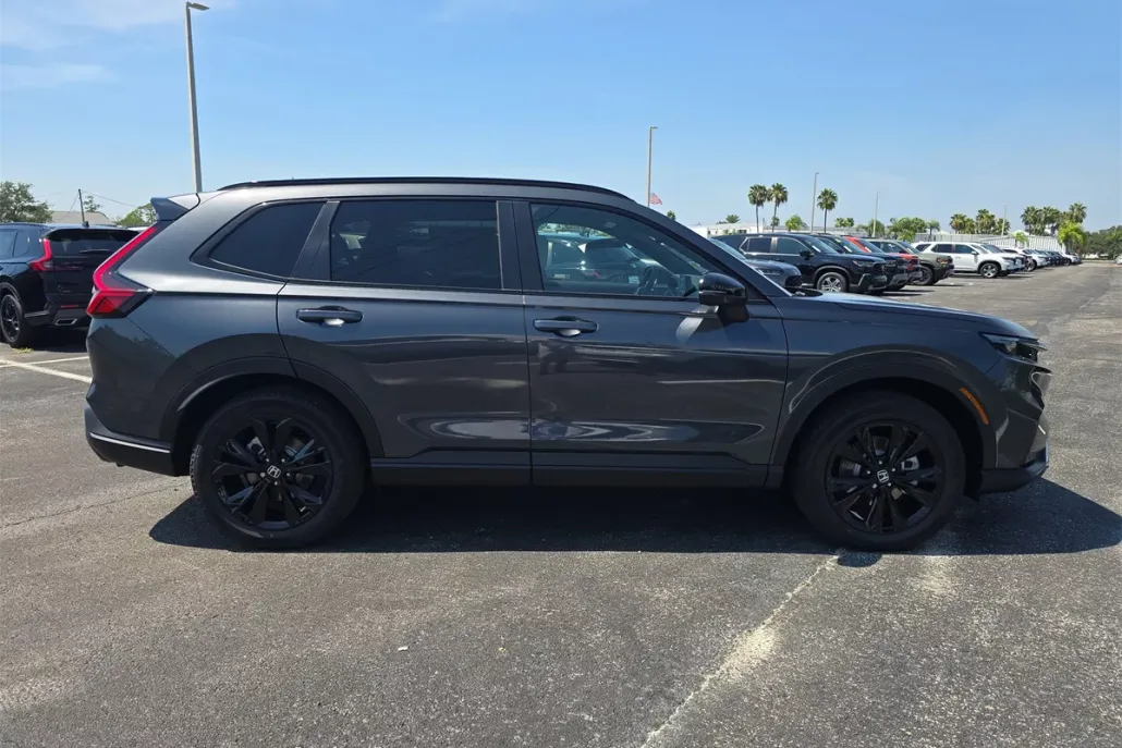 2026 Honda CR-V Hybrid Sport Touring photo 1