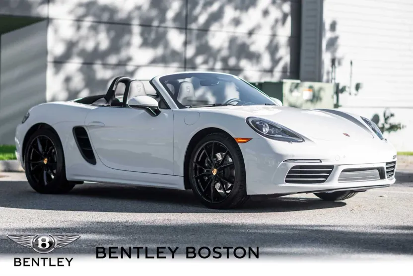 2023 Porsche Boxster photo 1