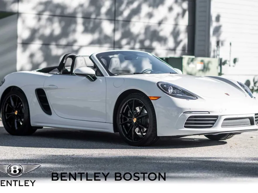 2023 Porsche Boxster photo 1