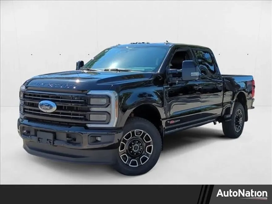 2025 Ford F-350 Platinum photo 1