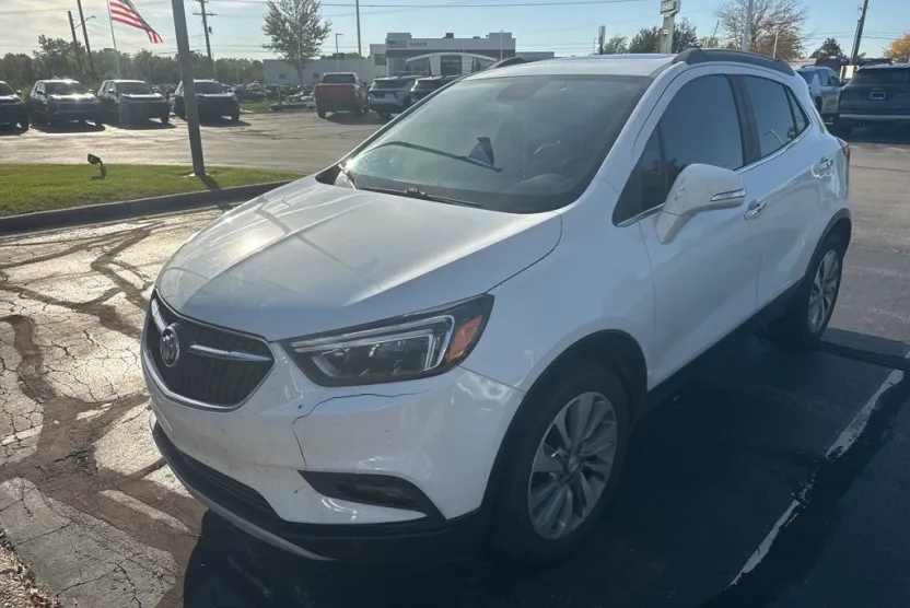2017 Buick Encore Essence photo 1
