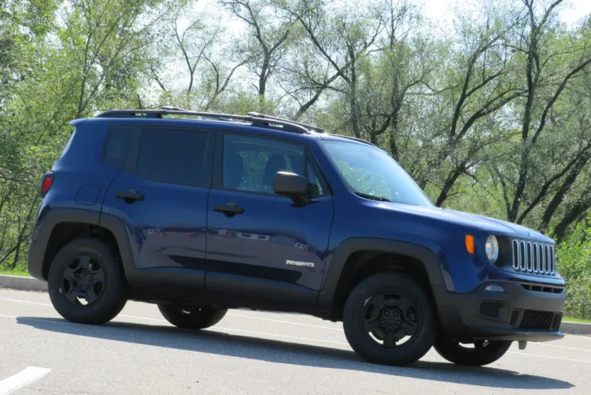 2016 Jeep Renegade Sport photo 1