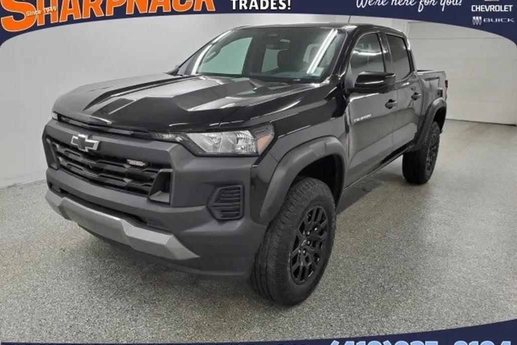 2023 Chevrolet Colorado Trail Boss photo 1