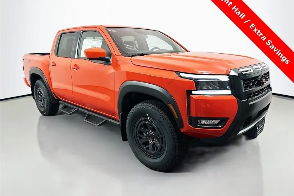 2025 Nissan Frontier PRO-4X photo 1
