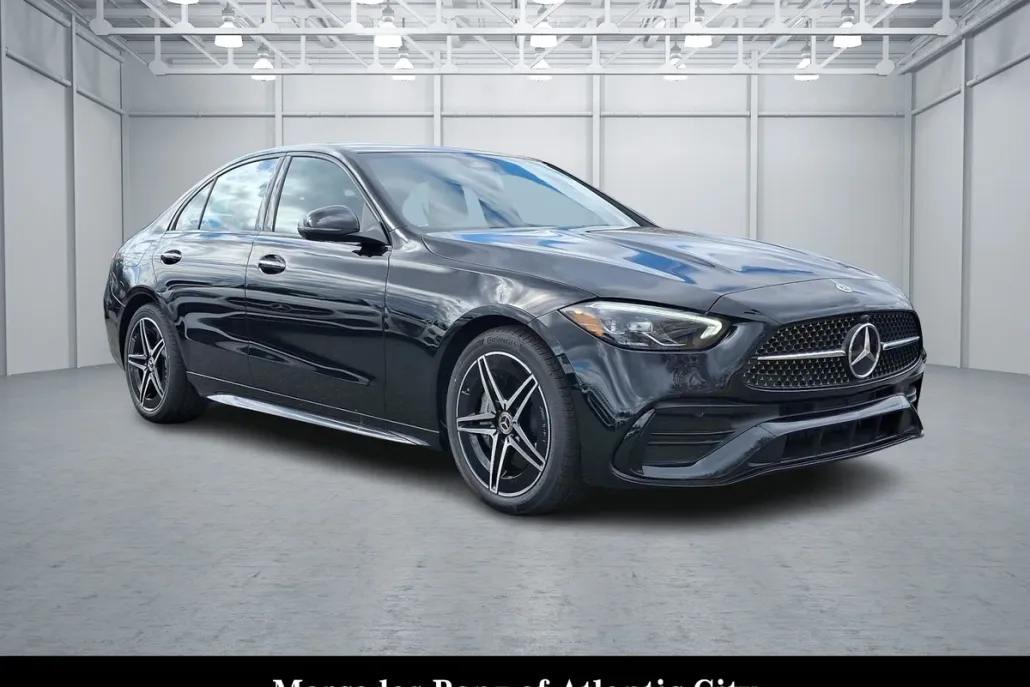 2025 Mercedes Benz C 300 4MATIC photo 1