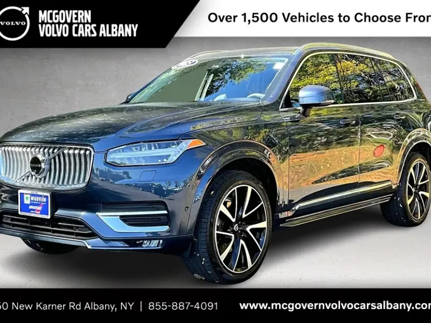 2023 Volvo XC90 Plus photo 1