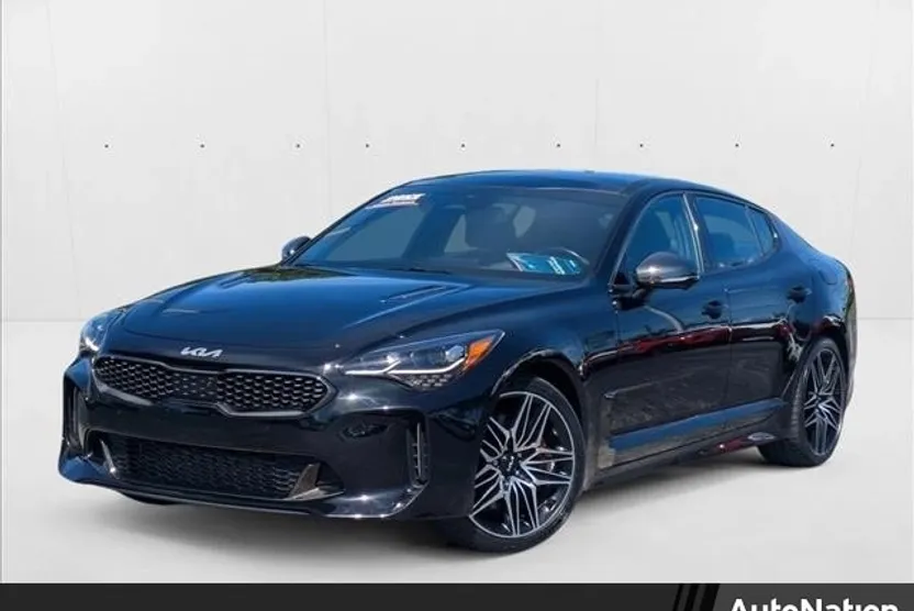 2022 Kia Stinger GT2 photo 1