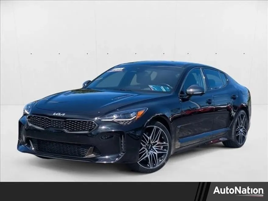 2022 Kia Stinger GT2 photo 1