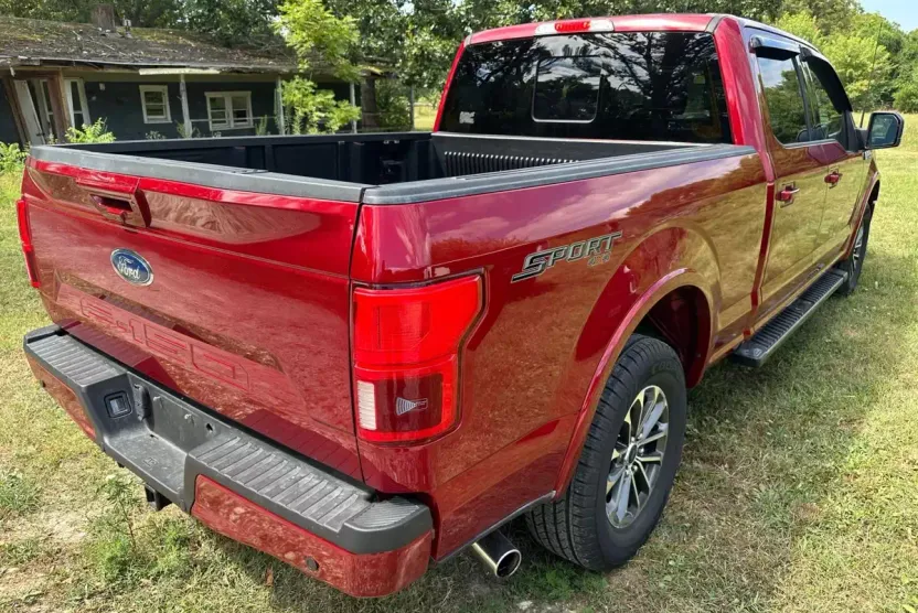 2018 Ford F-150 photo 1