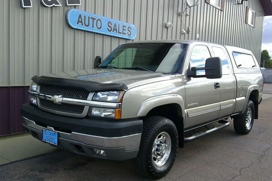 2003 Chevrolet Silverado 2500HD LS photo 1