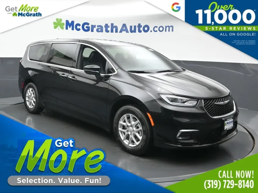 2026 Chrysler Pacifica photo 1