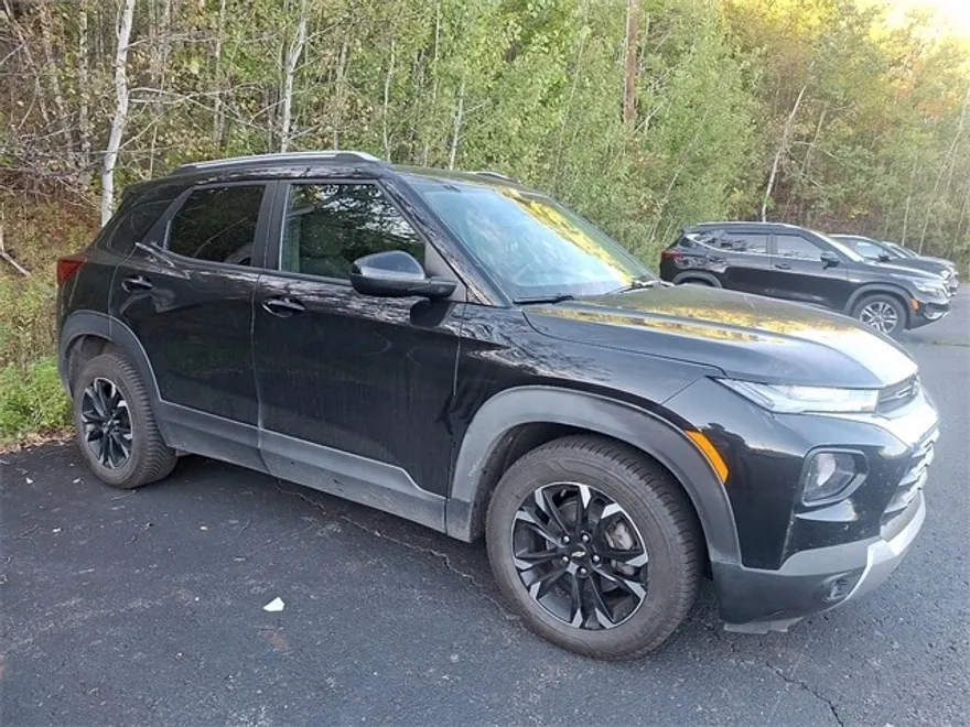 2022 Chevrolet Trailblazer LT photo 1