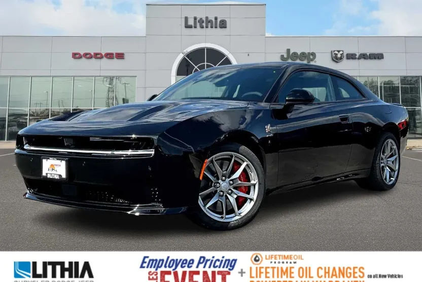 2025 Dodge Charger Daytona Scat Pack photo 1