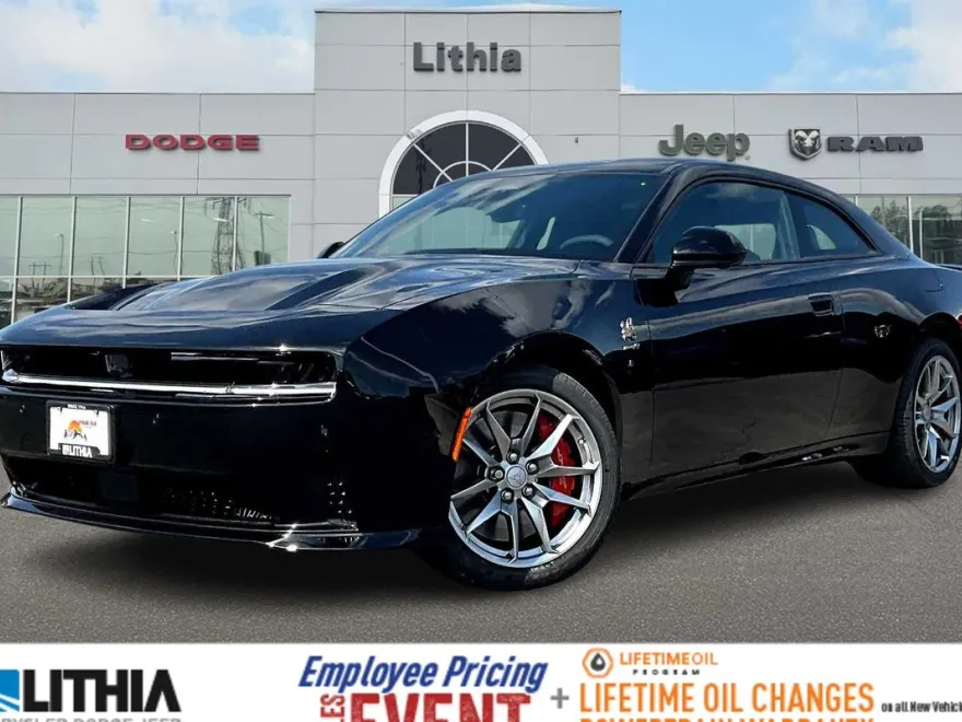 2025 Dodge Charger Daytona Scat Pack photo 1