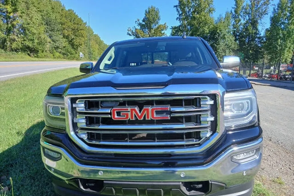 2016 Gmc Sierra 1500 SLT photo 1