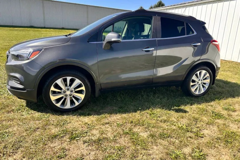 2018 Buick Encore Preferred photo 1