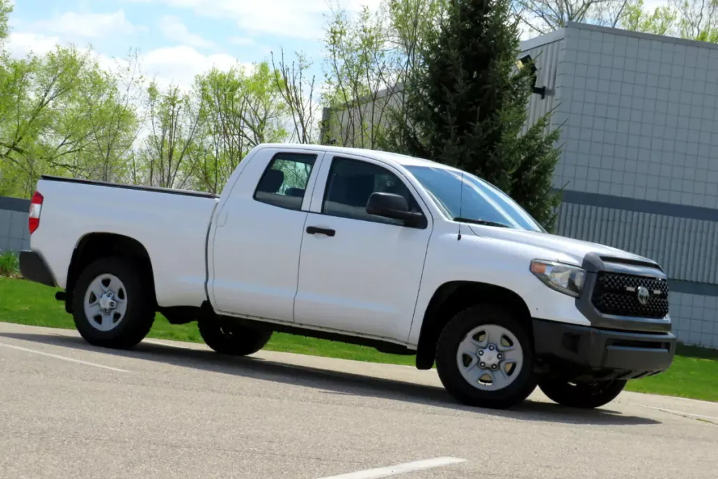 2018 Toyota Tundra SR5 Double Cab photo 1