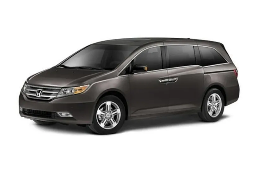 2013 Honda Odyssey Touring photo 1