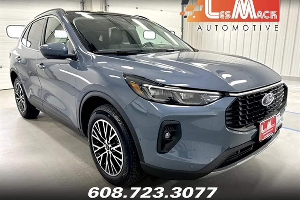 2024 Ford Escape photo 1