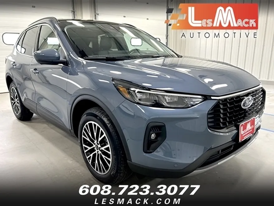 2024 Ford Escape photo 1