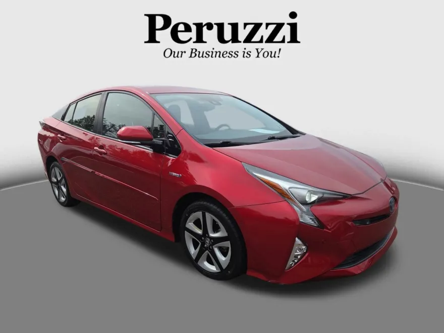 2017 Toyota Prius Four Touring photo 1